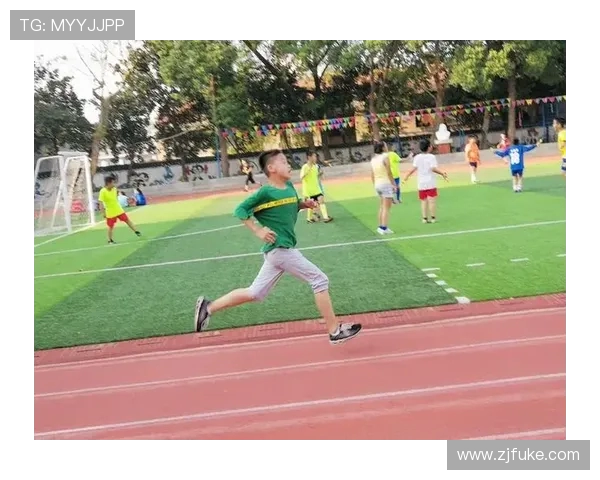 吴静专访：从绿茵场到人生舞台的足球旅程回顾与展望